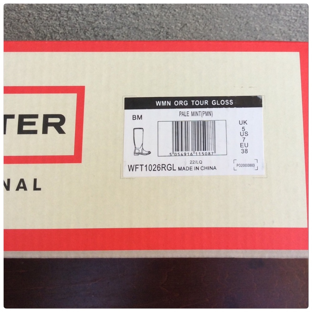 ❌SOLD❌ Hunter Mint "Tiffany Blue" Rain Boots NWT - Picture 5 of 6
